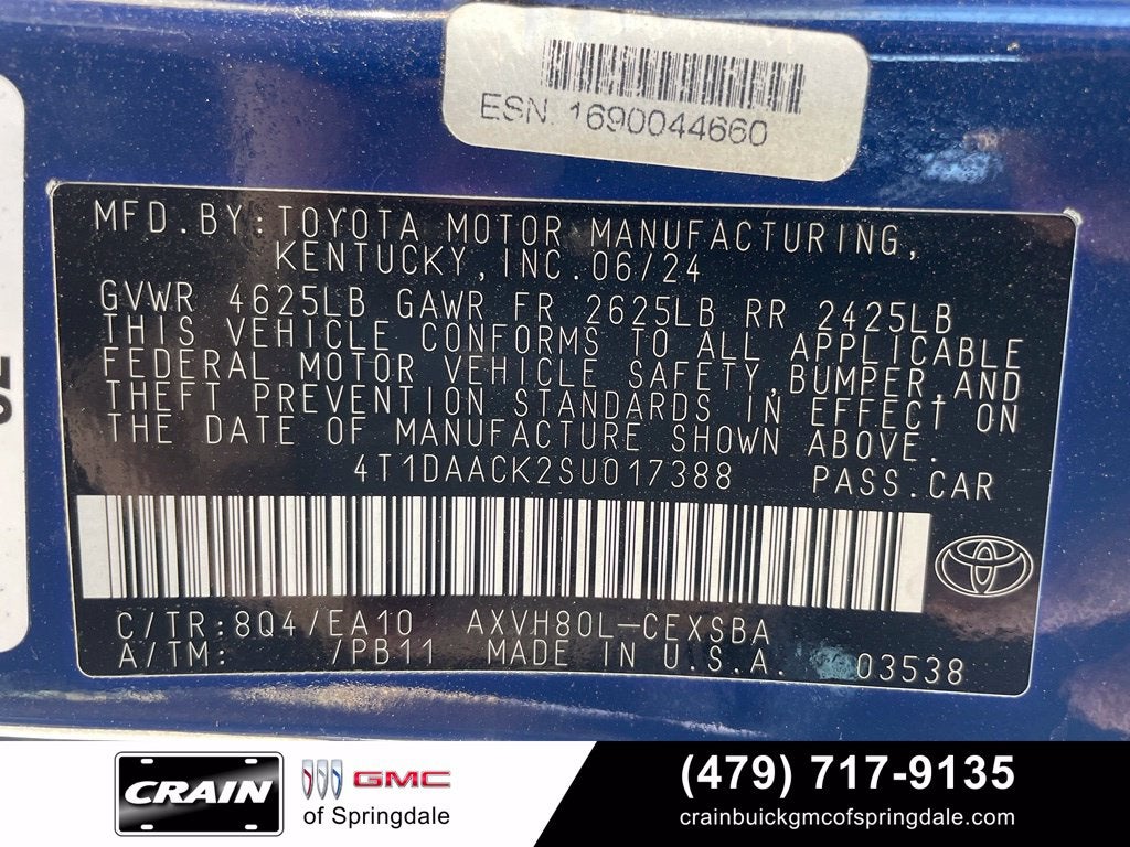 2025 Toyota Camry SE