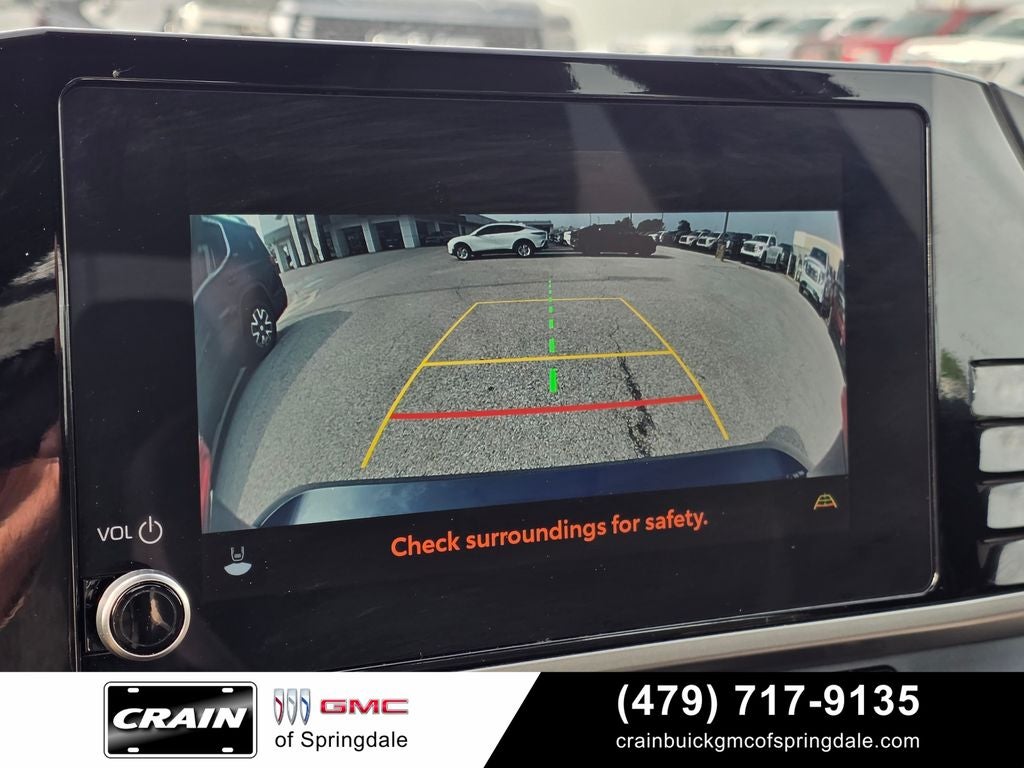 2025 Toyota Camry SE Loaded / 12.3" Screen