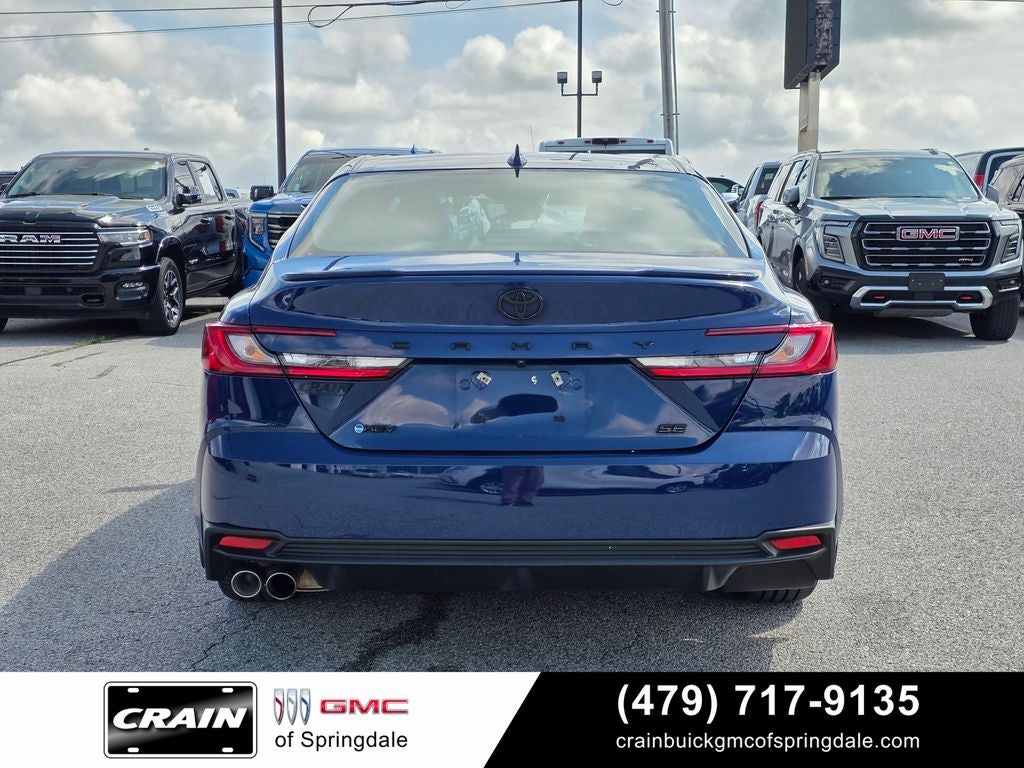 2025 Toyota Camry SE Loaded / 12.3" Screen