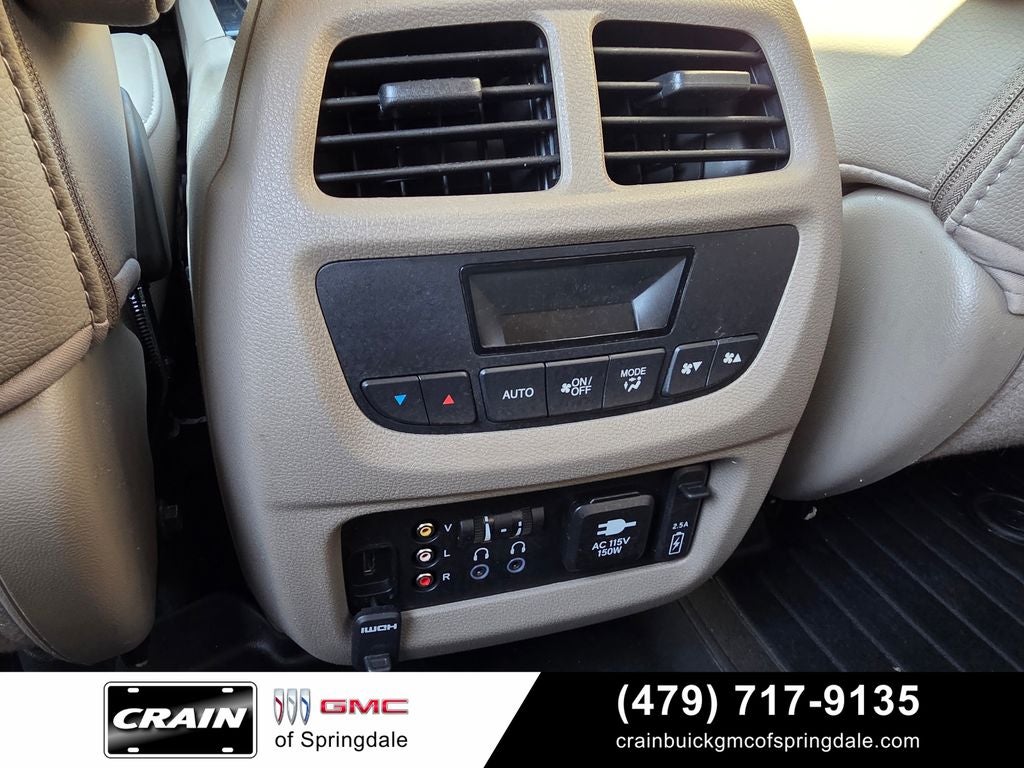 2018 Honda Pilot Touring Nav / Rear DVD / Honda Sensing