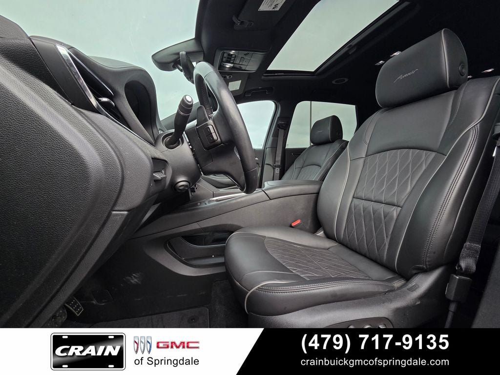 2023 Buick Enclave Avenir Tech / AWD / Pano Roof
