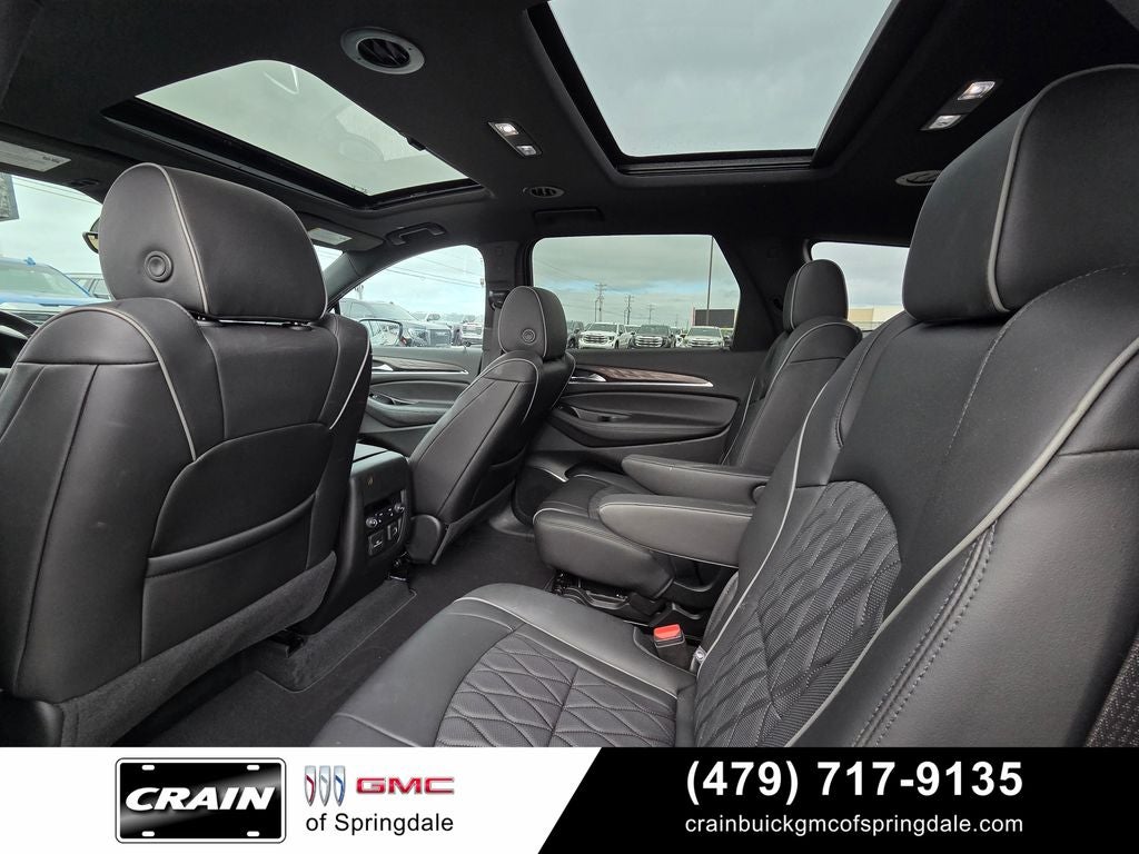 2023 Buick Enclave Avenir Tech / AWD / Pano Roof