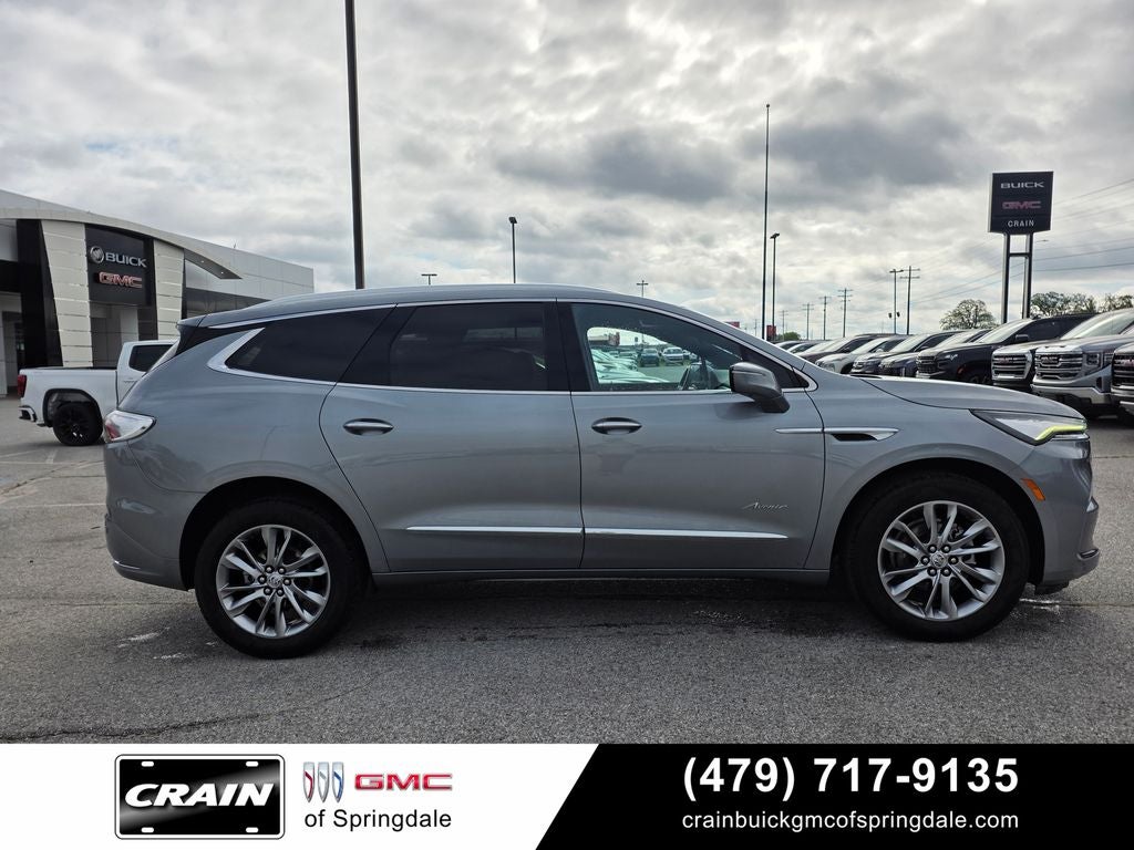 2023 Buick Enclave Avenir Tech / AWD / Pano Roof
