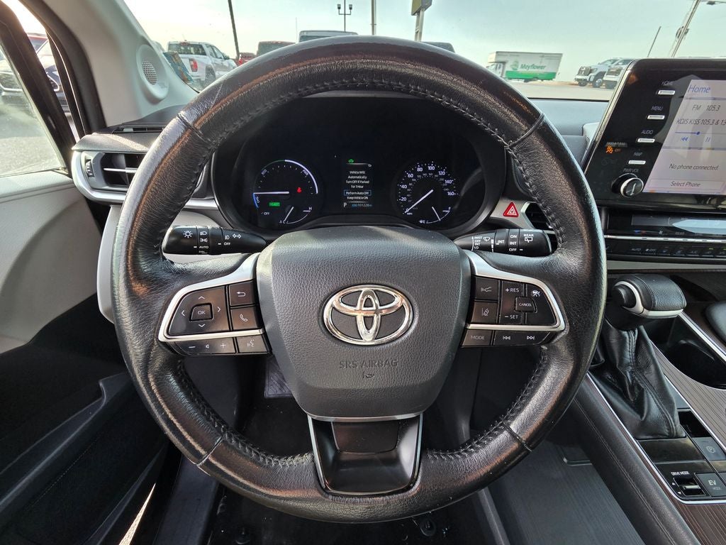 2022 Toyota Sienna XLE 7 Passenger