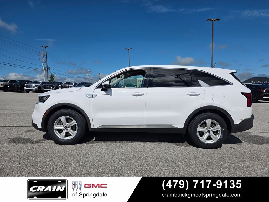 2023 Kia Sorento LX