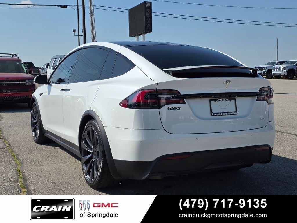 2022 Tesla Model X Plaid 6-Seat / Full Self-Driving