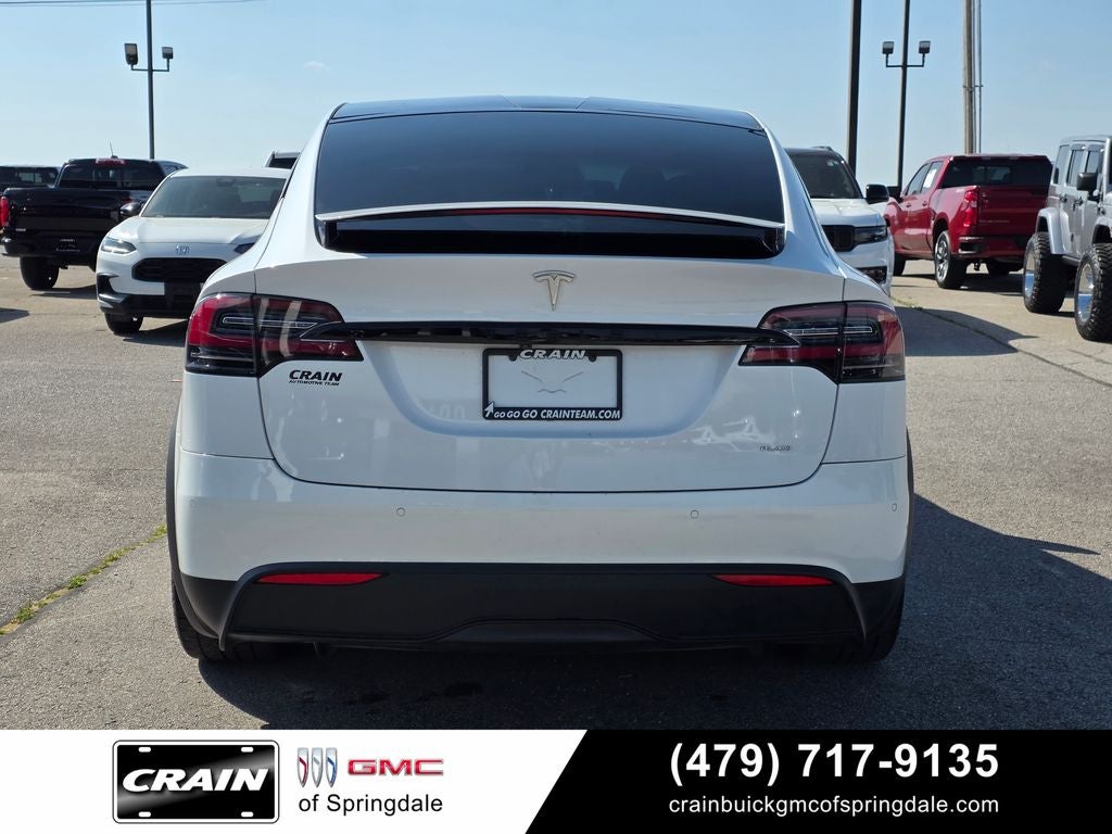 2022 Tesla Model X Plaid 6-Seat / Full Self-Driving