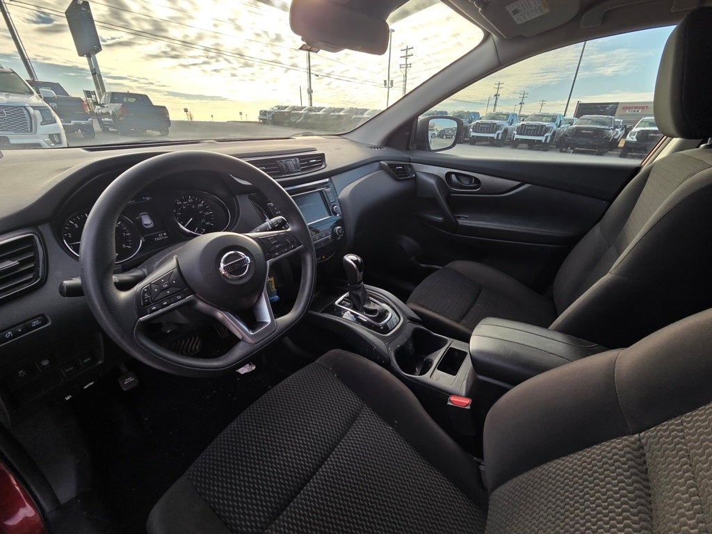 2022 Nissan Rogue Sport S