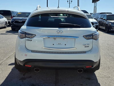 2017 INFINITI QX70 Base