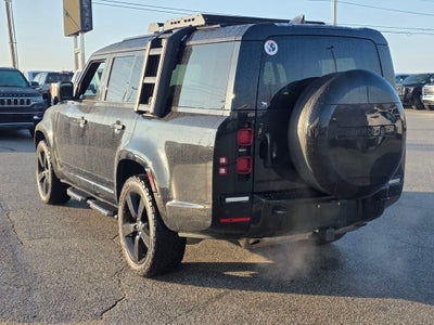 2024 Land Rover Defender 130 X-Dynamic SE