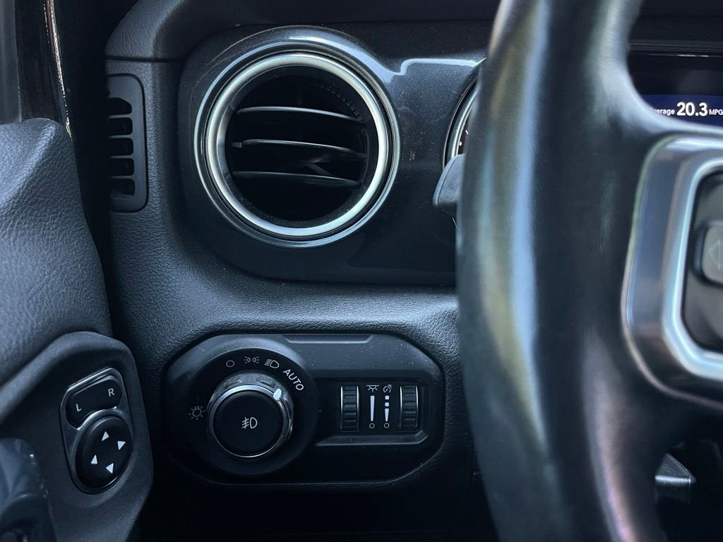 2021 Jeep Wrangler Unlimited Sahara Altitude