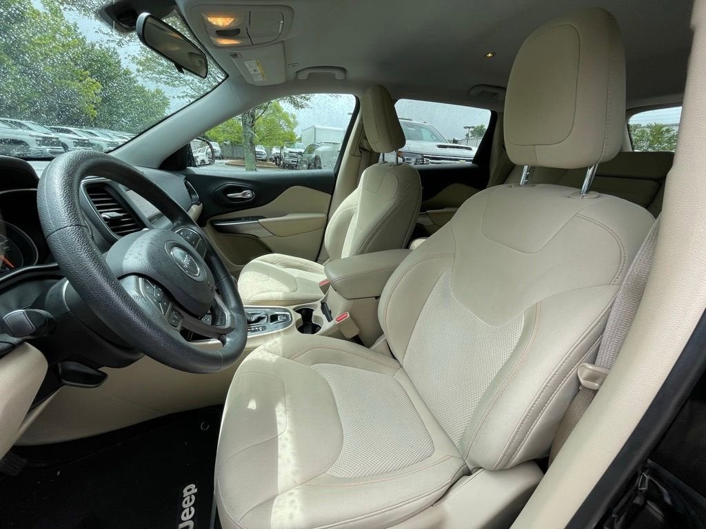 2019 Jeep Cherokee Latitude
