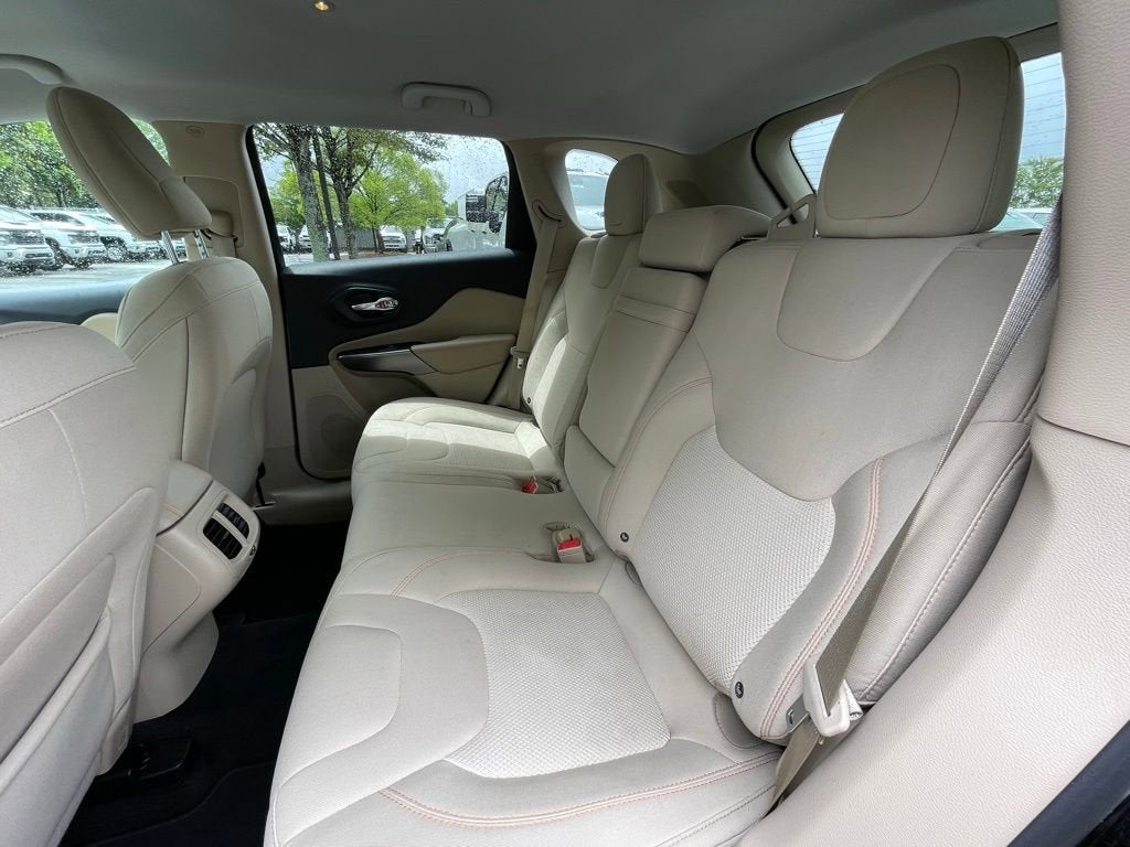2019 Jeep Cherokee Latitude