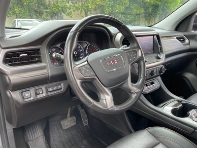 2022 GMC Acadia AT4