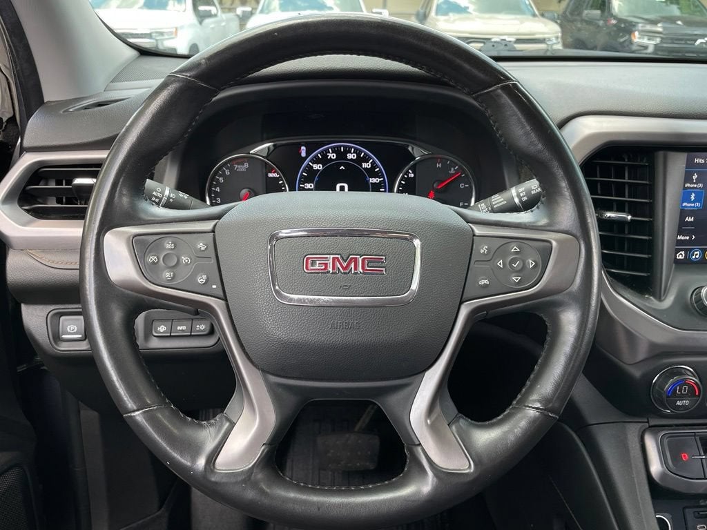 2022 GMC Acadia AT4