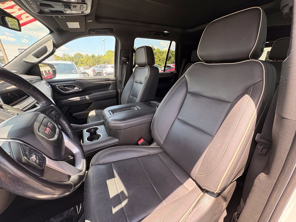 2022 GMC Yukon SLT