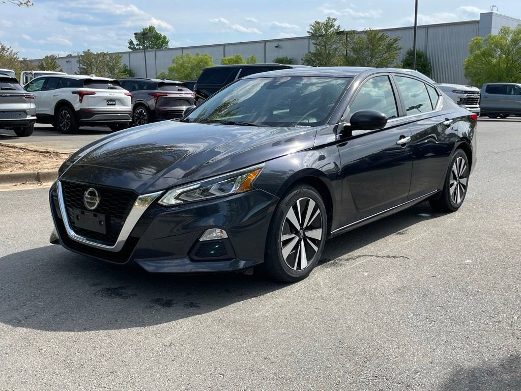 2022 Nissan Altima 2.5 SV