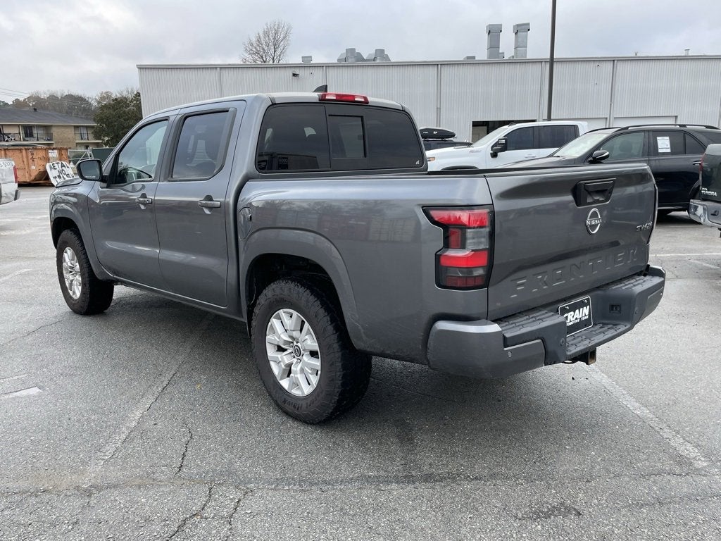 2022 Nissan Frontier SV