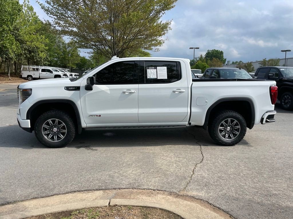 2025 GMC Sierra 1500 AT4