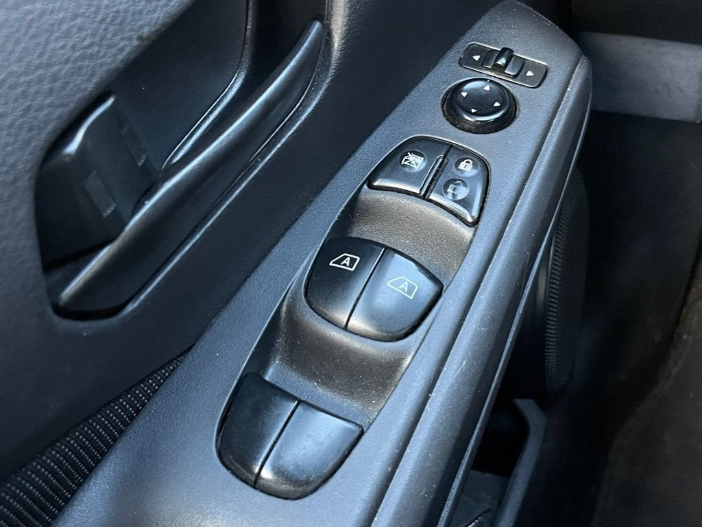 2022 Nissan Kicks S
