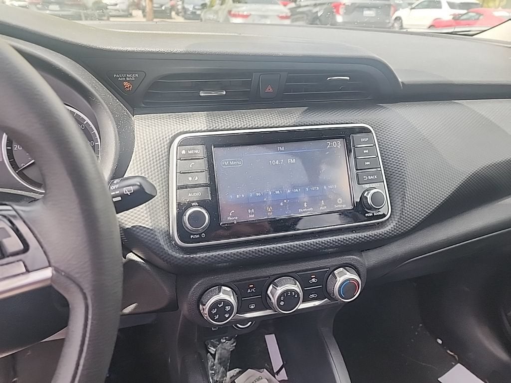 2022 Nissan Kicks S