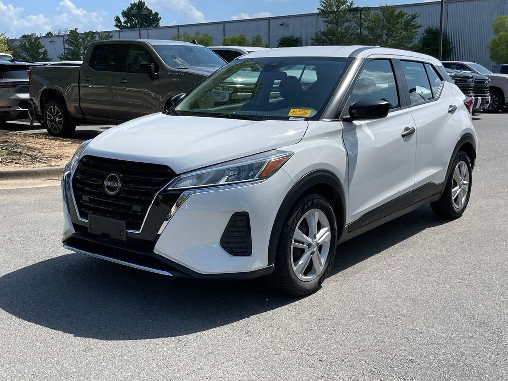 2024 Nissan Kicks S