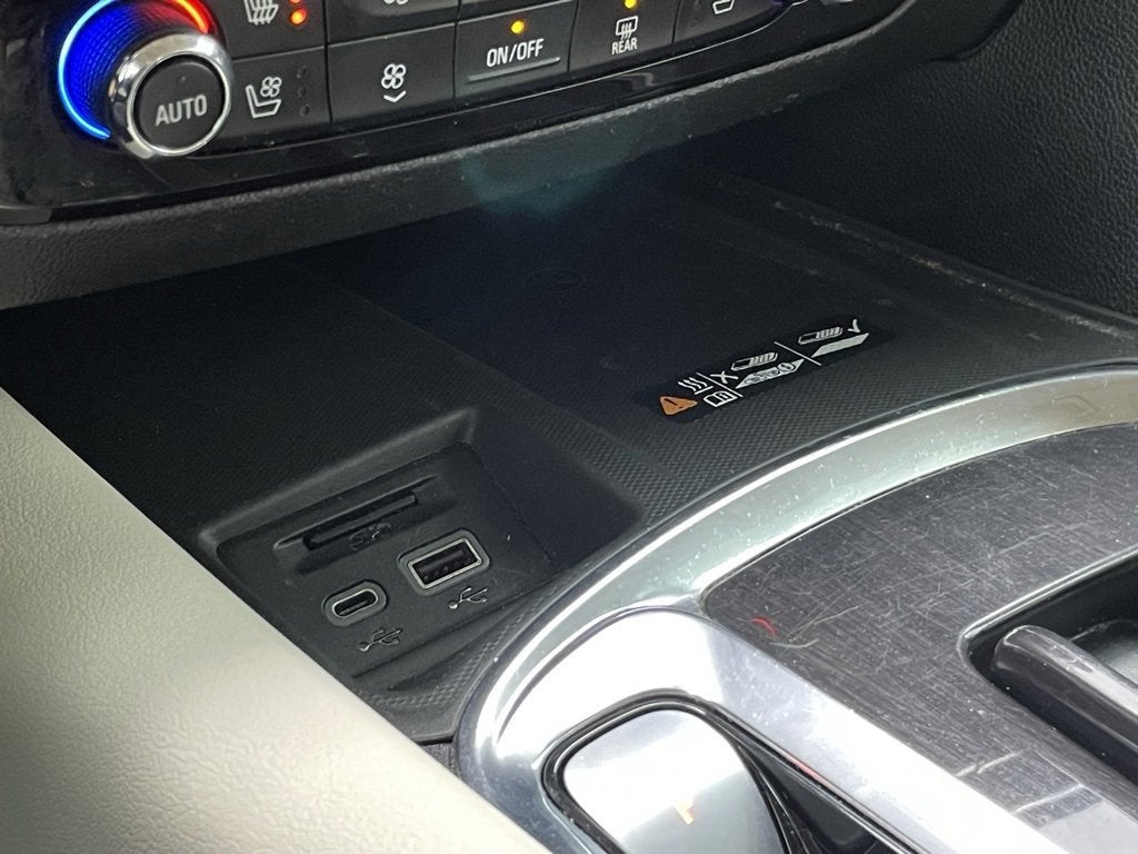 2023 Buick Enclave Premium