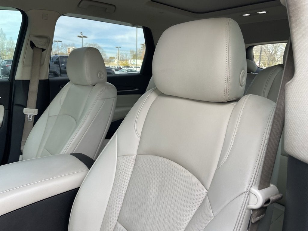 2023 Buick Enclave Premium