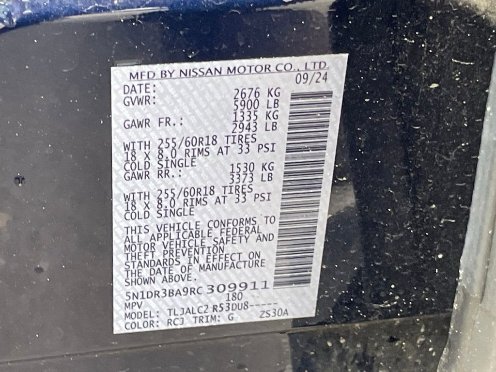 2024 Nissan Pathfinder SV