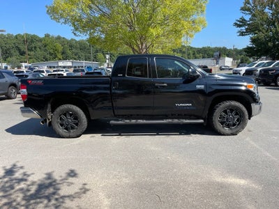 2015 Toyota Tundra 4WD Truck SR