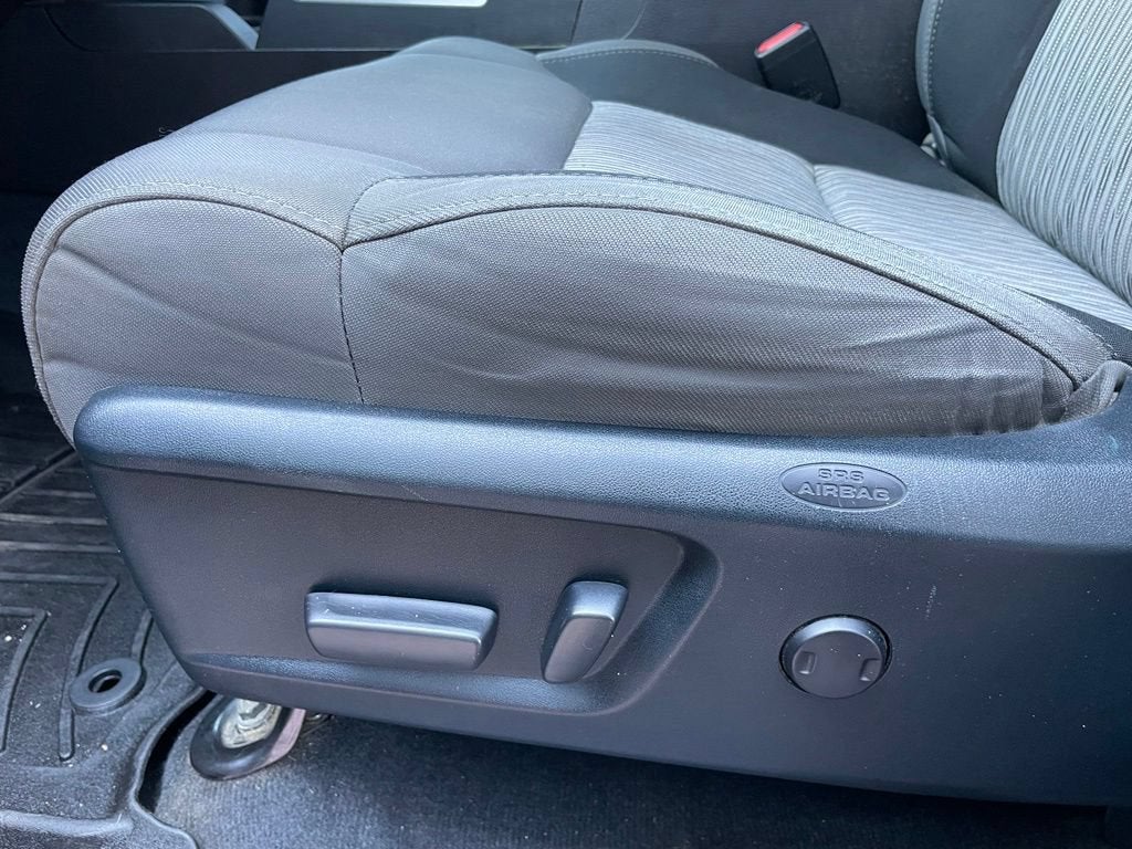 2015 Toyota Tundra 4WD Truck SR