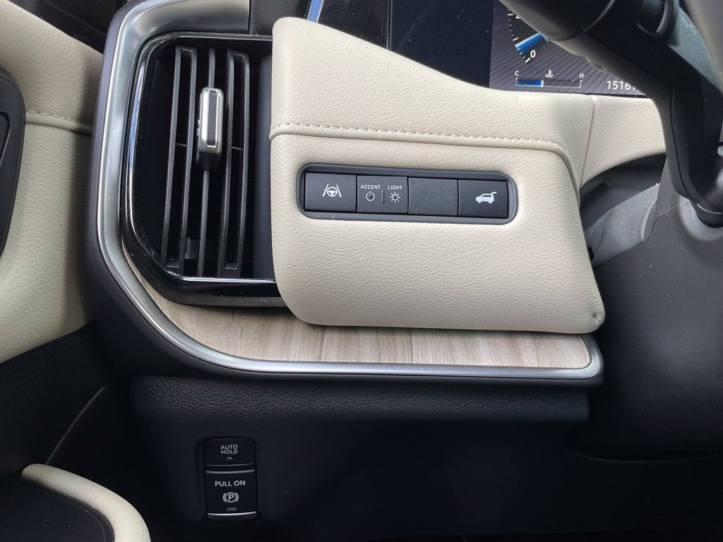 2025 Nissan Armada Platinum