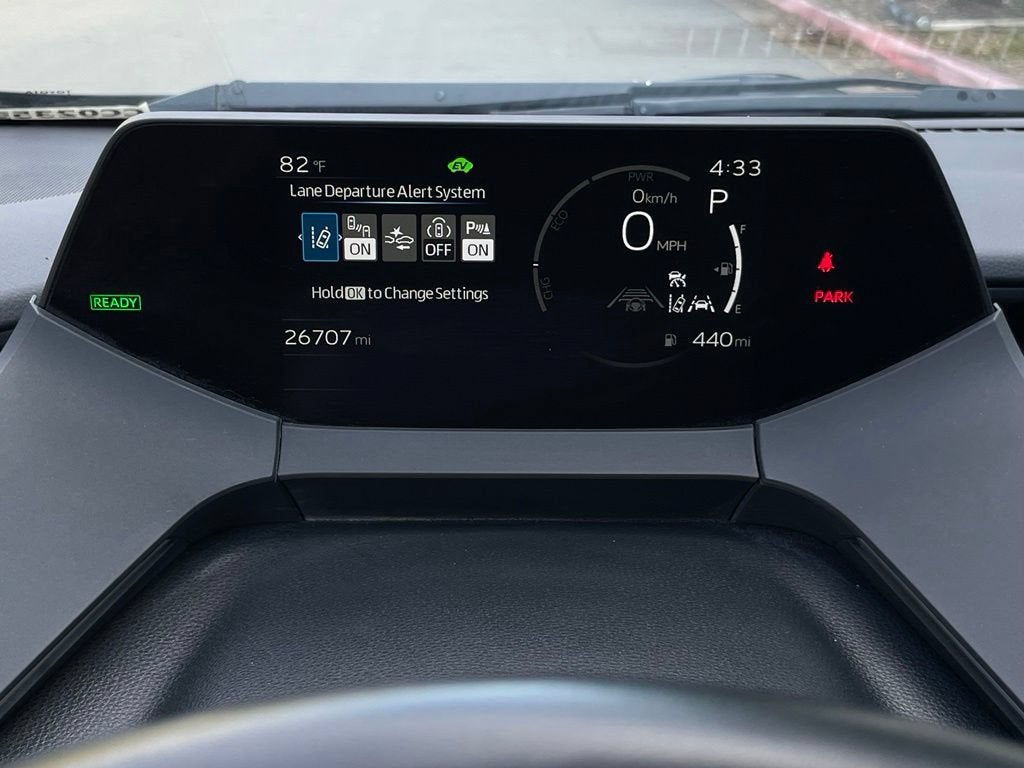 2025 Toyota Prius LE