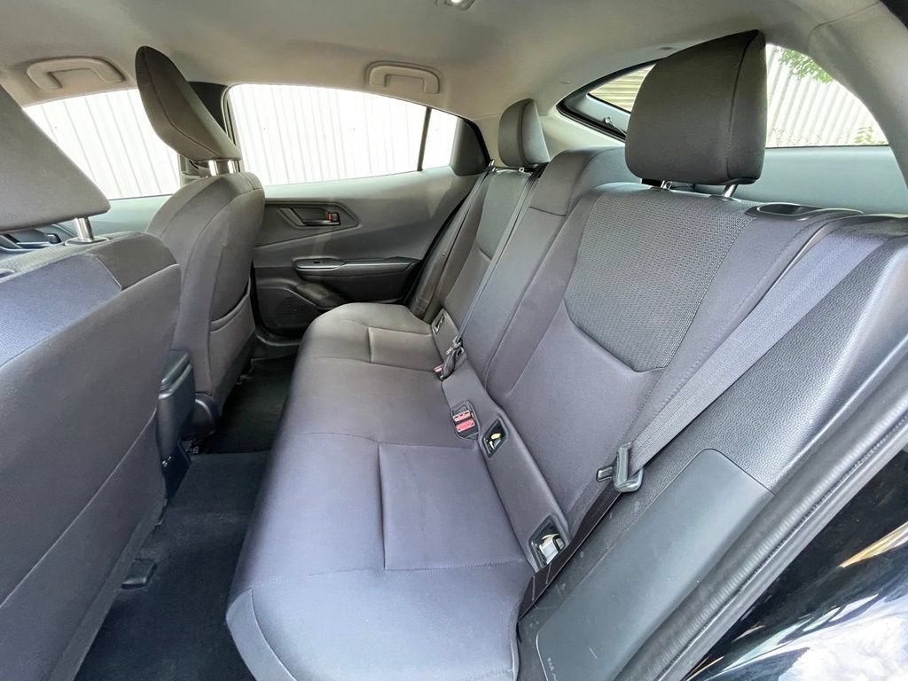 2025 Toyota Prius LE