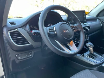 2023 Kia Seltos LX