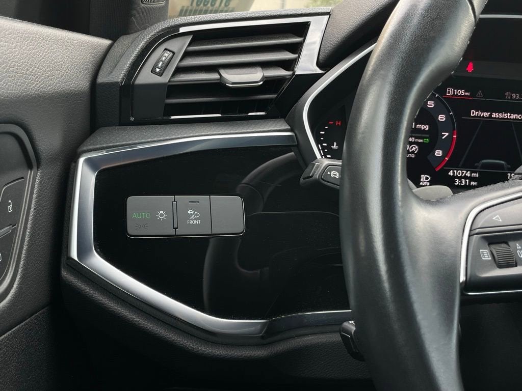 2024 Audi Q3 S line Premium