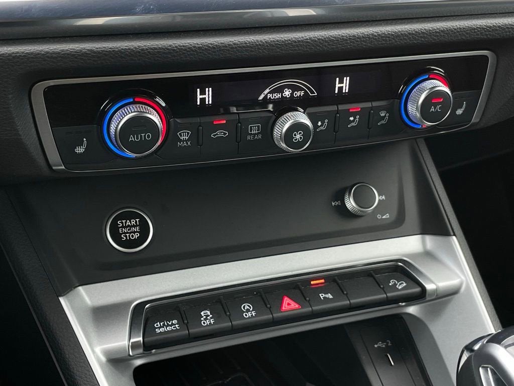 2024 Audi Q3 S line Premium