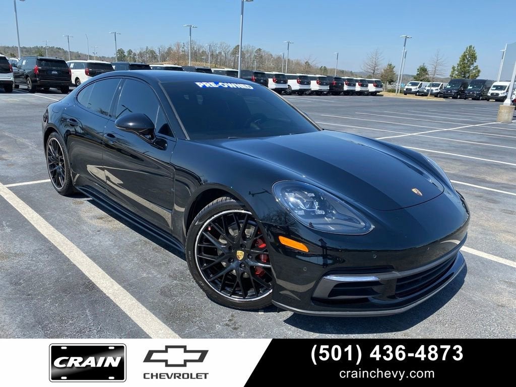 2018 Porsche Panamera 4DR HB RWD