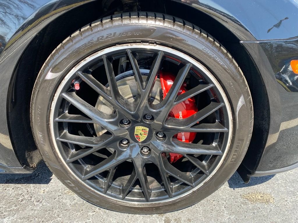 2018 Porsche Panamera 4DR HB RWD