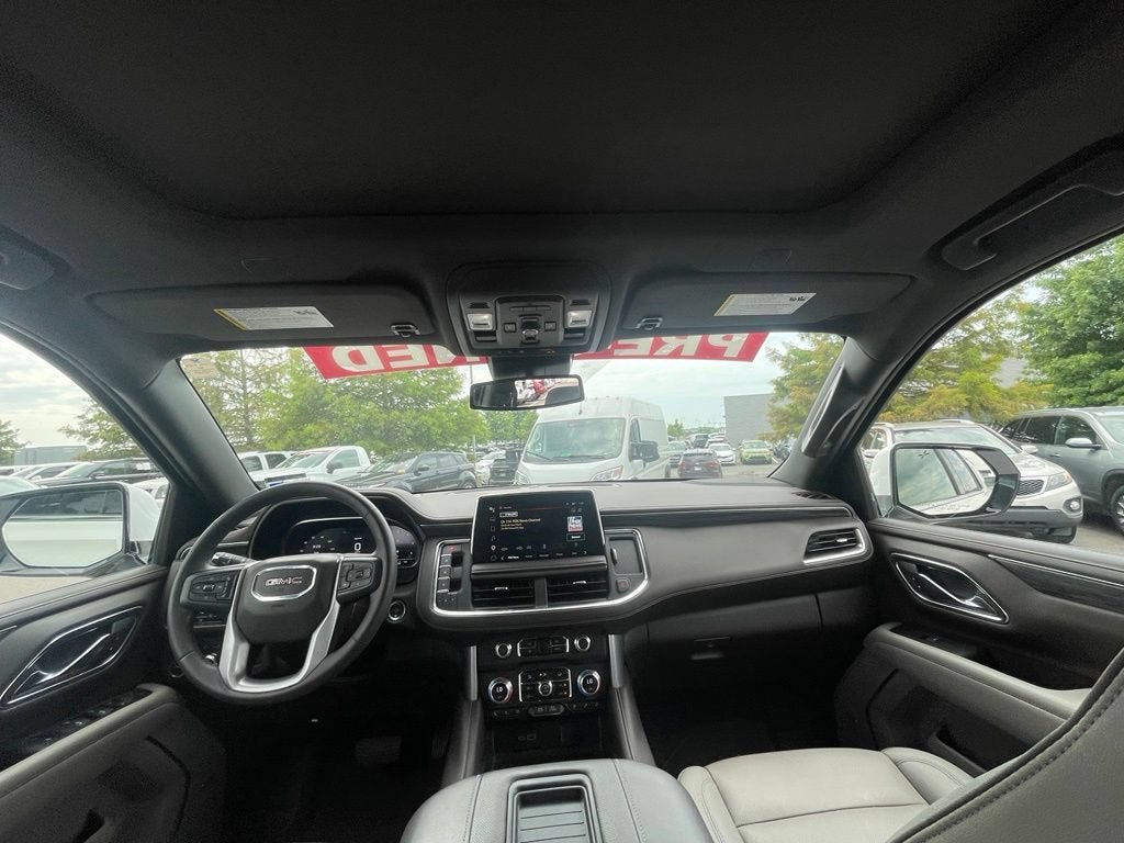 2023 GMC Yukon SLT