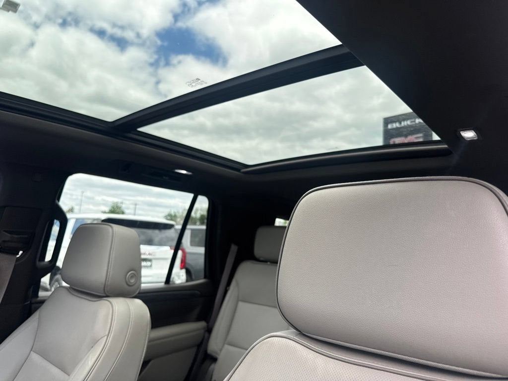 2022 GMC Yukon SLT