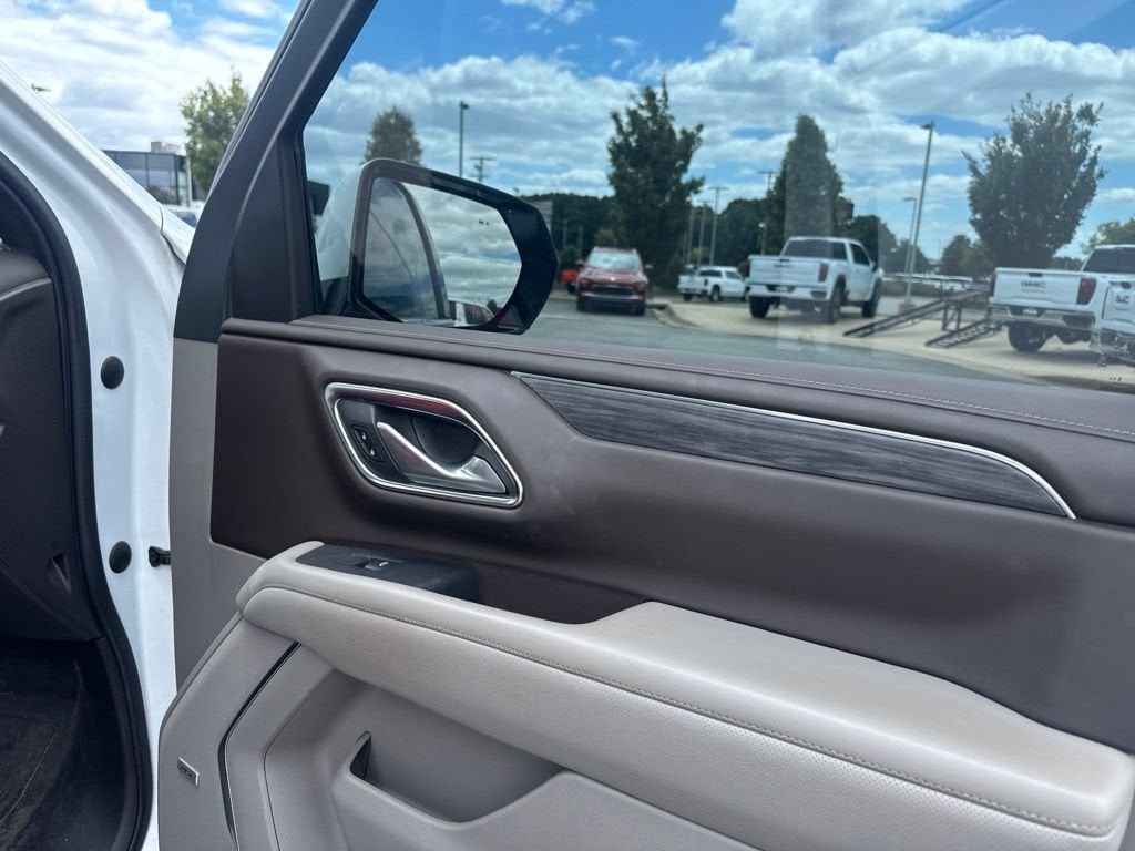 2022 GMC Yukon SLT