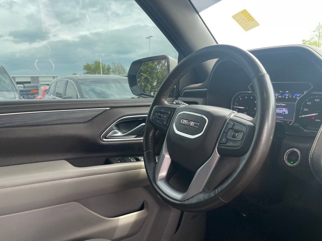 2021 GMC Yukon XL SLT