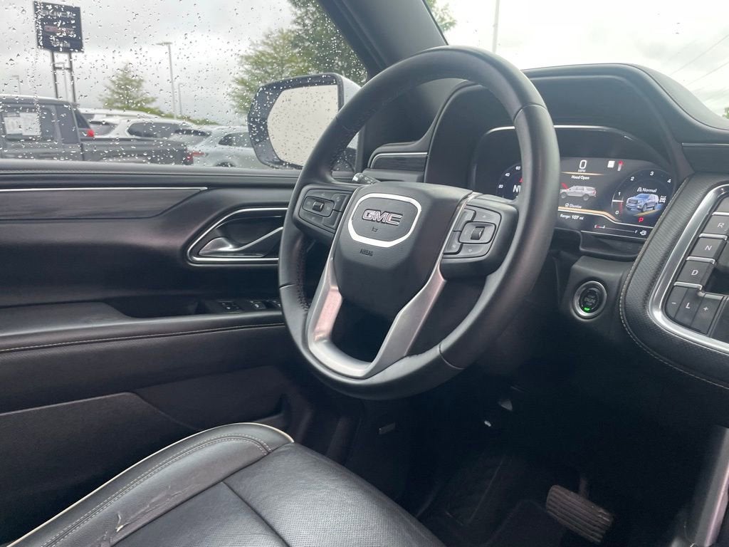 2023 GMC Yukon XL SLT