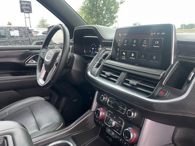 2023 GMC Yukon XL SLT