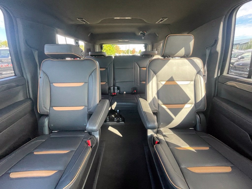 2021 GMC Yukon XL AT4