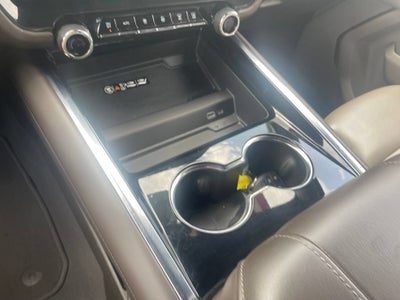 2025 Chevrolet Suburban LT