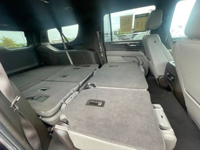 2025 Chevrolet Suburban LT