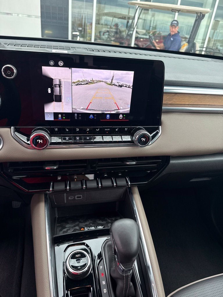2024 GMC Canyon Denali
