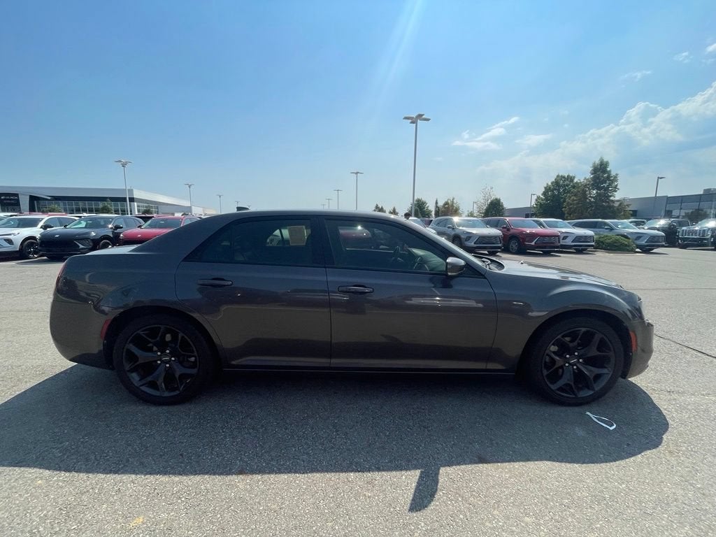 2021 Chrysler 300 300S